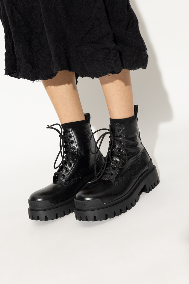 Black 'Strike' leather boots Balenciaga - GenesinlifeShops Austria ...
